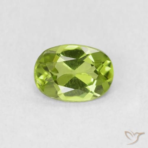 0.76ct Натуральный Средний зеленый Перидот, Овал, Чистота VS
