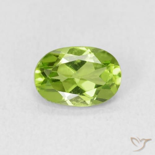 0.86ct Натуральный Средний зеленый Перидот, Овал, Чистота VS