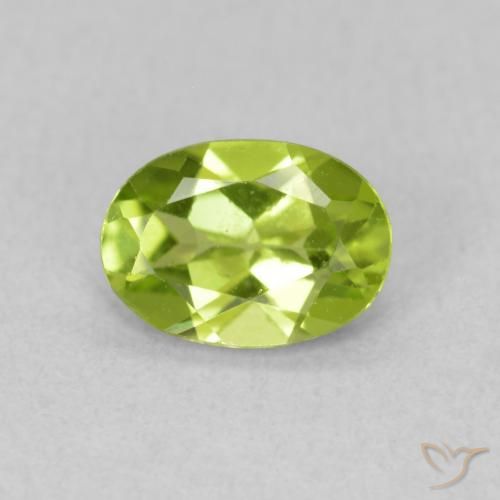 0.82ct Натуральный Средний зеленый Перидот, Овал, Чистота VS