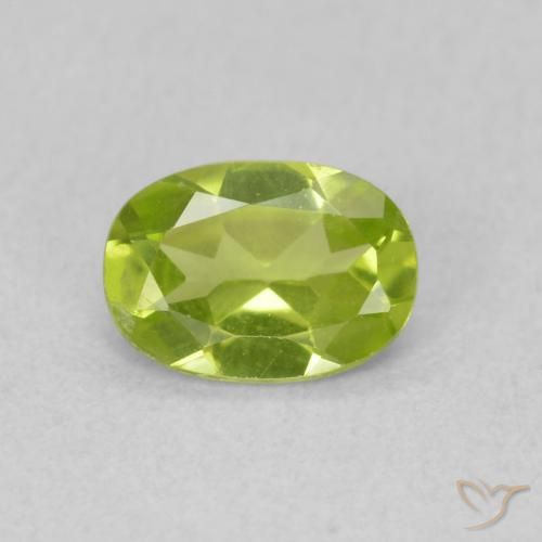 0.73ct Натуральный Ярко-зеленый Перидот, Овал, Чистота VS