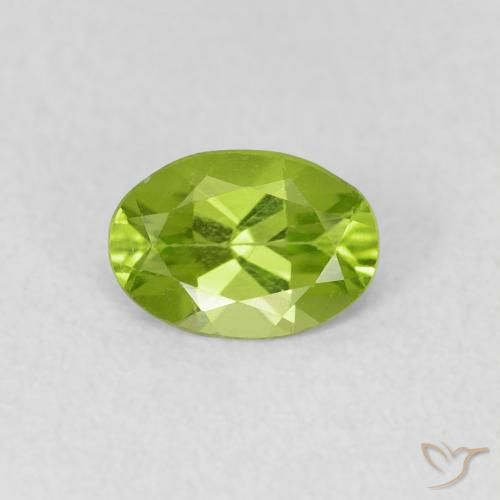 0.67ct Натуральный Желтовато-зеленый Перидот, Овал, VVS-VS