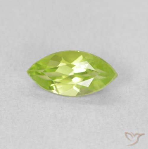 0.62ct Натуральный Средний зеленый Перидот, Маркиза, Чистота VS
