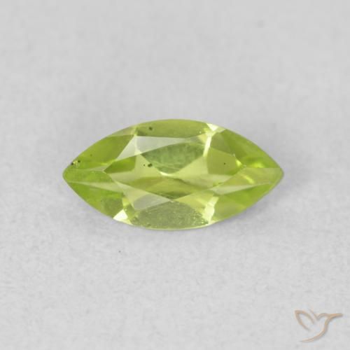 0.59ct Натуральный Средний зеленый Перидот, Маркиза, Чистота VS