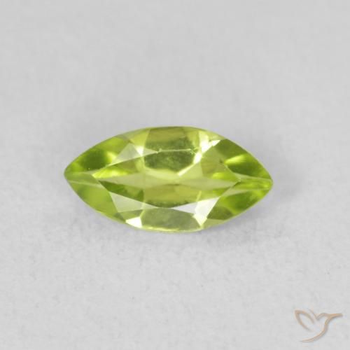0.52ct Натуральный Средний зеленый Перидот, Маркиза, Чистота VS