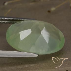 5.88 карата, натуральный Medium Green  пренит, Овал, Полупрозрачный