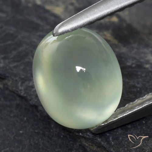 2.61ct Натуральный Light Green  пренит, Овал, Прозрачный