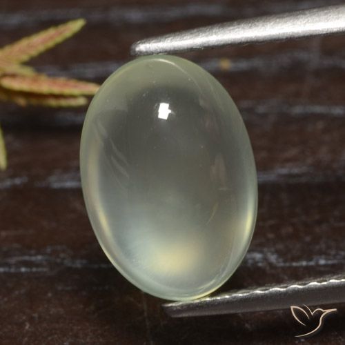3.18ct Натуральный Olive Green  пренит, Овал, Прозрачный