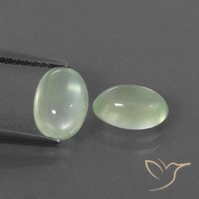 2.46ctw Натуральный Pale Pear Green  пренит, Овал, Полупрозрачный