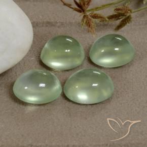 5.20 карата, натуральный Very Light Green  пренит, Овал, Прозрачный