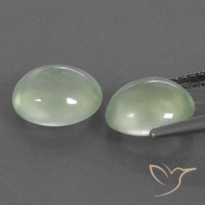 3.53 карата, натуральный Pale Yellowish Green    пренит, Овал, Полупрозрачный