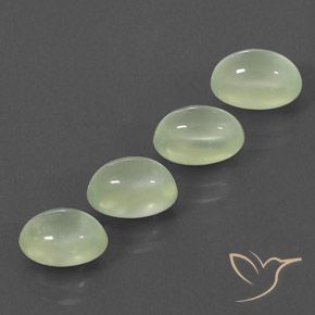 6.39 карата, натуральный Pale Pear Green  пренит, Овал, Полупрозрачный