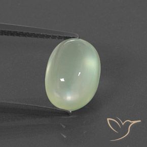 3.07ct Натуральный Light Yellowish Green    пренит, Овал, Прозрачный