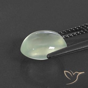 2.92 карата, натуральный Light Yellowish Green  пренит, Овал, Полупрозрачный