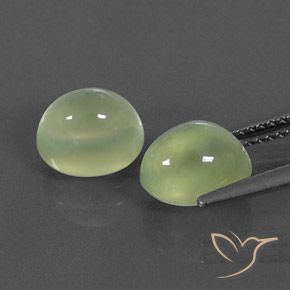 5.57 карата, натуральный Light Green  пренит, Овал, Полупрозрачный