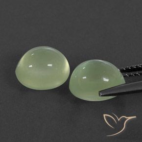 5.48 карата, натуральный Yellow Green  пренит, Овал, Полупрозрачный