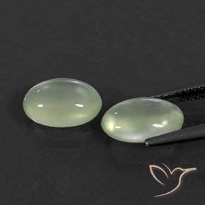 3.52 карата, натуральный Pale Green  пренит, Овал, Полупрозрачный