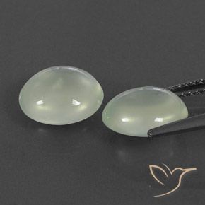 5.53 карата, натуральный Olive Green  пренит, Овал, Полупрозрачный
