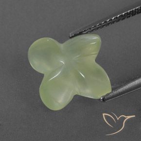 5.10 карата, натуральный Pale Pear Green  пренит, Огранка Цветок, Полупрозрачный