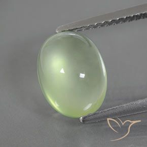 2.68ct Натуральный Лаймово-зеленый пренит, Овал, Прозрачный