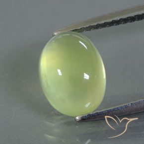 2.74ct Натуральный Светло-желтый пренит, Овал, Полупрозрачный