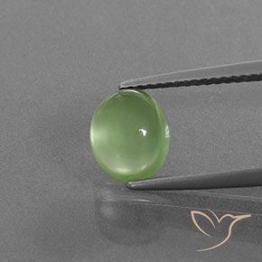 2.05ct Натуральный Желтовато-зеленый пренит, Овал, Полупрозрачный