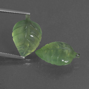  карата, натуральный Зеленый пренит, Необычная форма, Полупрозрачный