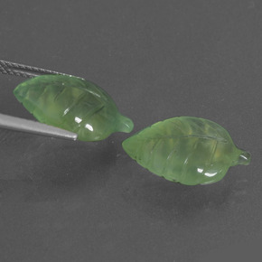  карата, натуральный Зеленый пренит, Необычная форма, Полупрозрачный
