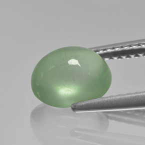 1.92 карата, натуральный Зеленый пренит, Огранка Овал, Полупрозрачный