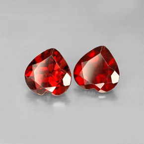  карата, натуральный Темно-красный Пироп Гранат, Форма сердца, Чистота VS