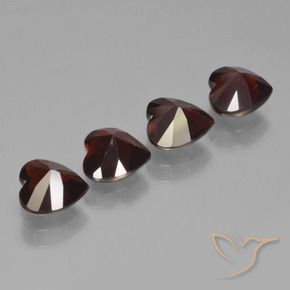 3.36 карата, натуральный Черновато-красный Пироп Гранат, Форма сердца, Чистота VVS