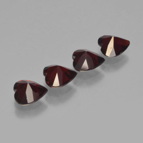 3.02 карата, натуральный Черновато-красный Пироп Гранат, Форма сердца, VVS-VS