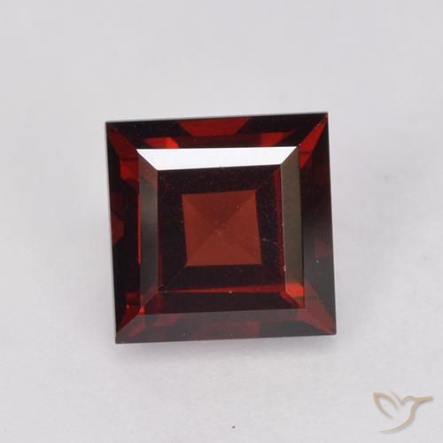 2.09ct Натуральный Темно-красный Пироп Гранат, Квадрат, Чистота VS