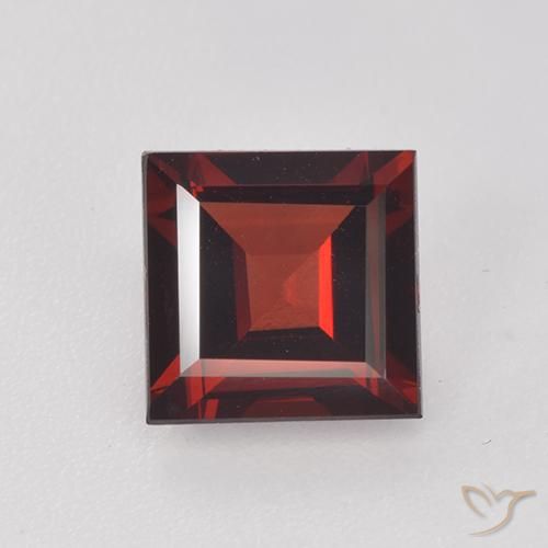 1.87ct Натуральный Темно-красный Пироп Гранат, Квадрат, VVS-VS