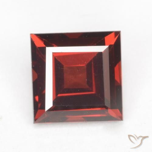 2.06ct Натуральный Глубокий кроваво-красный Пироп Гранат, Квадрат, VVS-VS