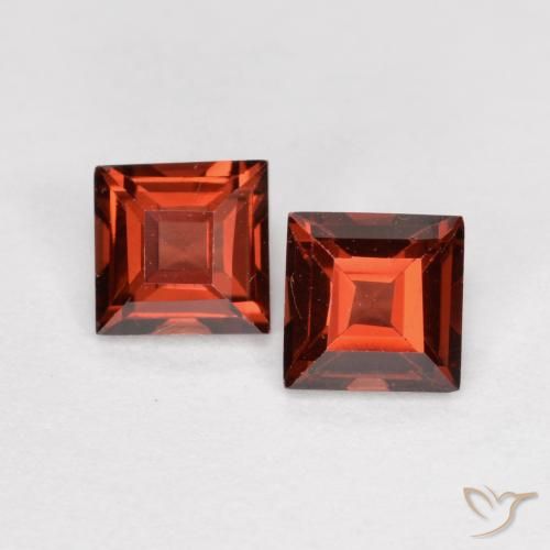 0.90ctw Натуральный Средний красный Пироп Гранат, Квадрат, Чистота VS