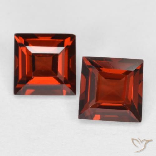 0.85ctw Натуральный Сангрия красная Пироп Гранат, Квадрат, Чистота VS