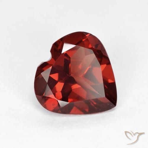 1.78ct Натуральный Темно-красный Пироп Гранат, Сердце, VVS-VS