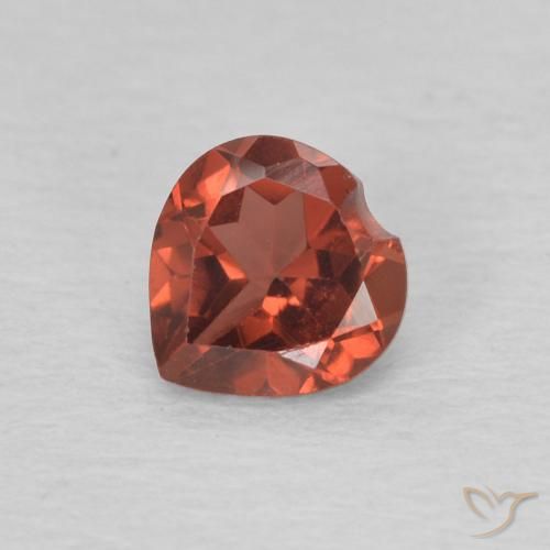 0.60ct Натуральный Смородина красная Пироп Гранат, Сердце, VVS-VS