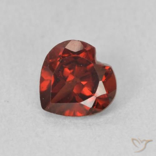0.66ct Натуральный Темно-красный Пироп Гранат, Сердце, Чистота VVS