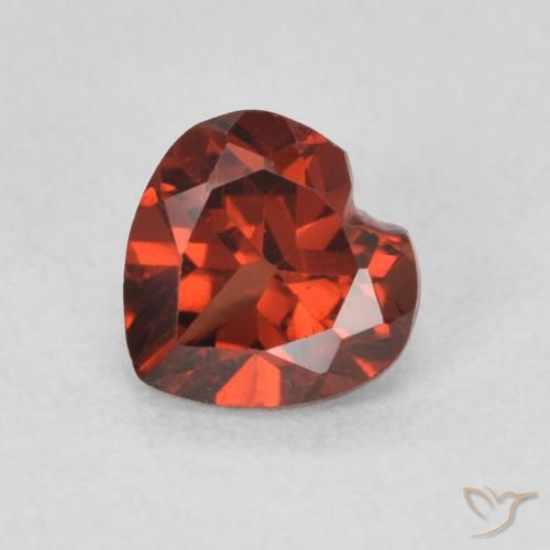 0.64ct Натуральный Алый красный Пироп Гранат, Сердце, VVS-VS