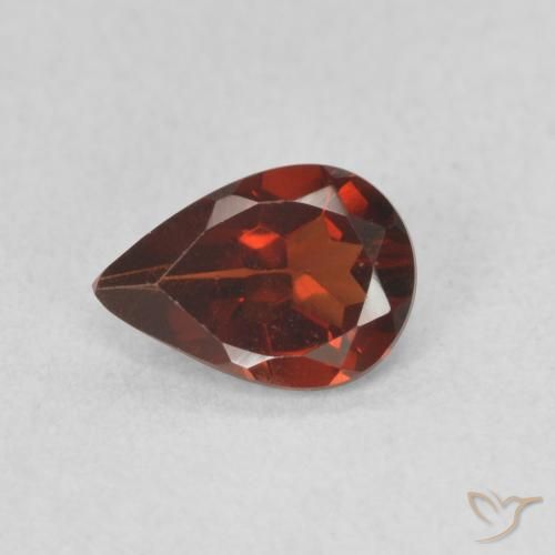 0.72ct Натуральный Средний красный Пироп Гранат, Форма груши, Чистота VVS