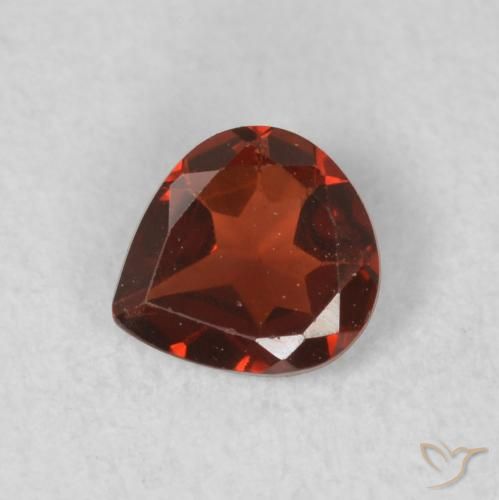 0.45ct Натуральный Средний красный Пироп Гранат, Форма груши, Чистота VS