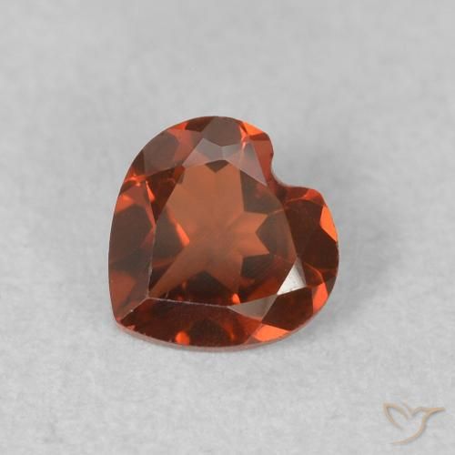 0.55ct Натуральный Medium Dark-Red Пироп Гранат, Сердце, VVS-VS