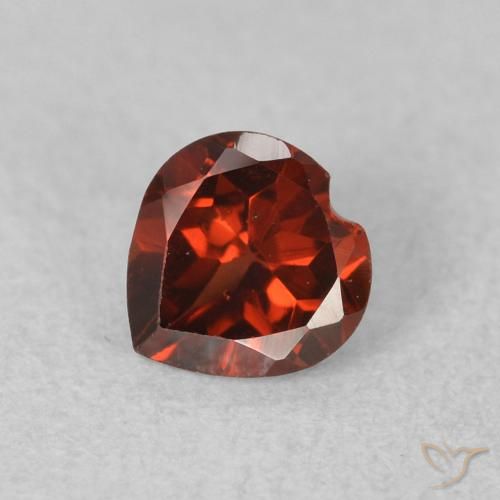 0.64ct Натуральный Смородина красная Пироп Гранат, Сердце, Чистота VS