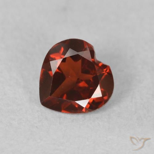 0.59ct Натуральный Сангрия красная Пироп Гранат, Сердце, Чистота VS
