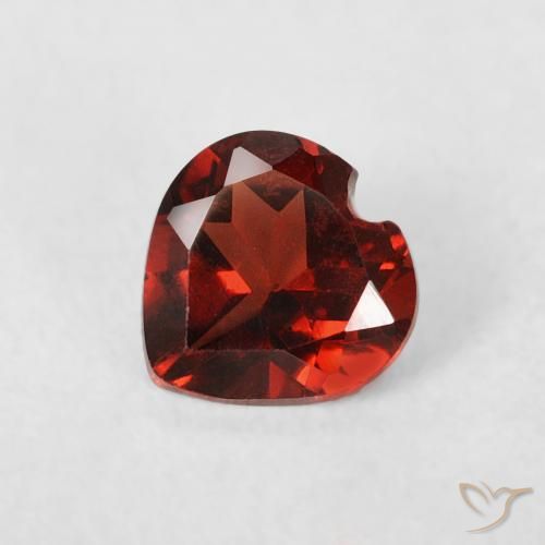 0.56ct Натуральный Сангрия красная Пироп Гранат, Сердце, Чистота VS