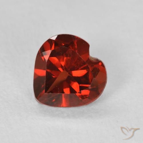 0.60ct Натуральный Смородина красная Пироп Гранат, Сердце, Чистота VS