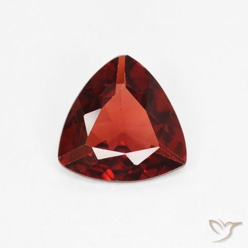 0.67ct Натуральный Кроваво красный Пироп Гранат, Триллион, VVS-VS
