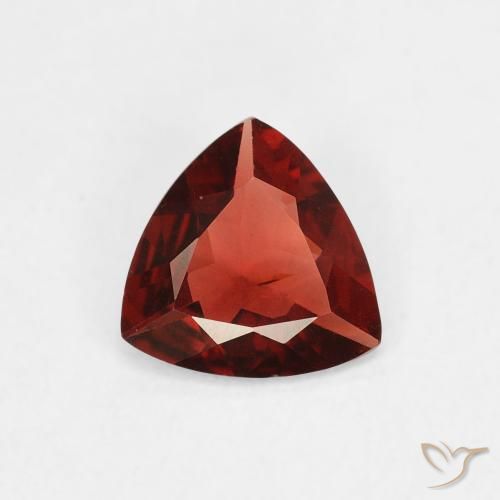 0.64ct Натуральный Темно-красный Пироп Гранат, Триллион, Чистота VS