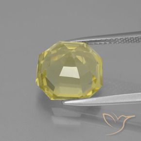 5.51 карата, натуральный Палевый Кварц, Октагон / Изумрудная Огранка, Чистота VVS